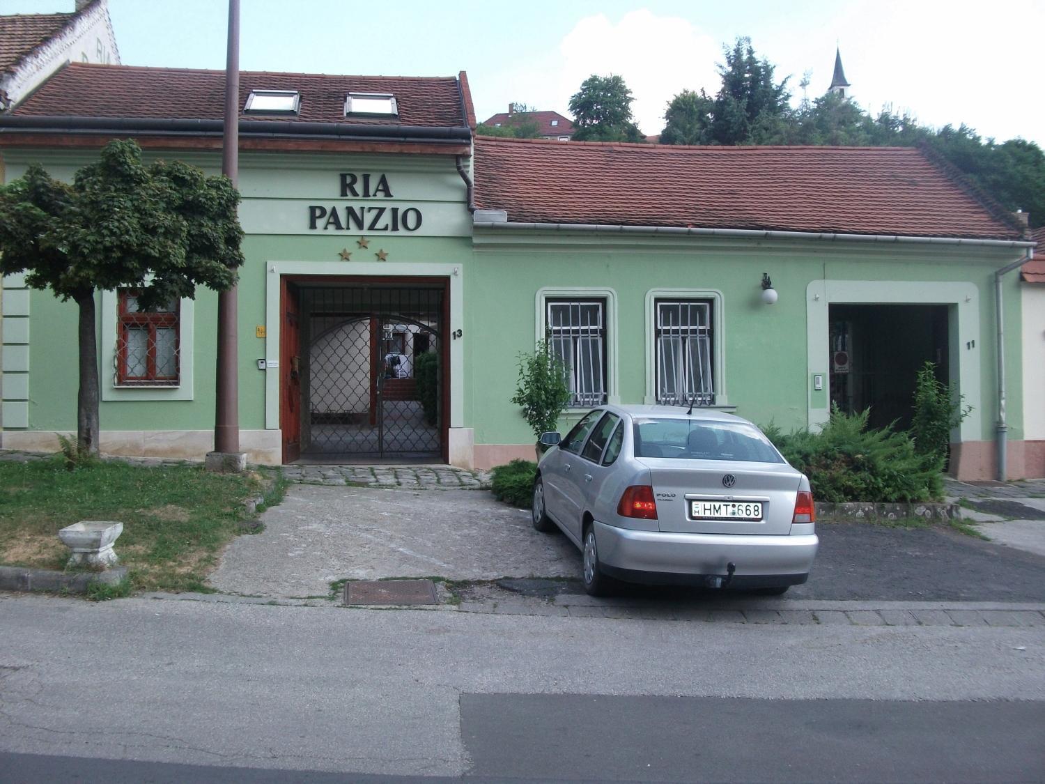 Ria Panzio Bed and Breakfast Έστεργκομ Εξωτερικό φωτογραφία