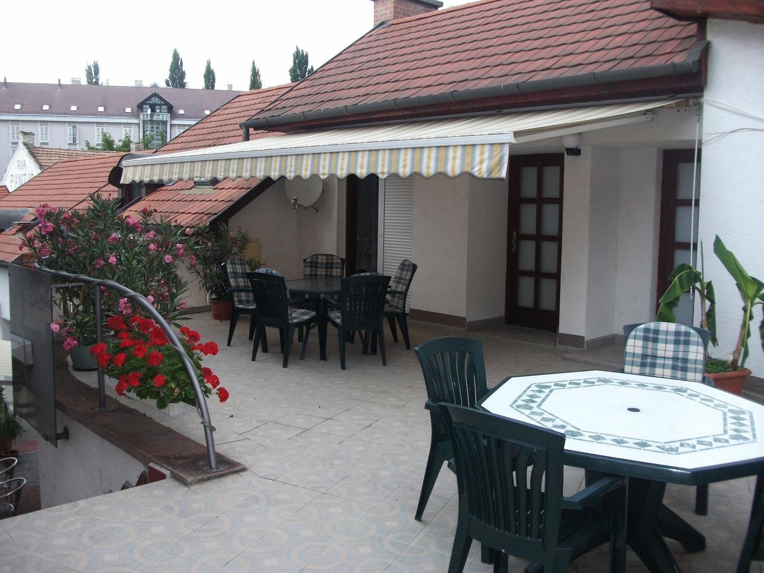 Ria Panzio Bed and Breakfast Έστεργκομ Εξωτερικό φωτογραφία