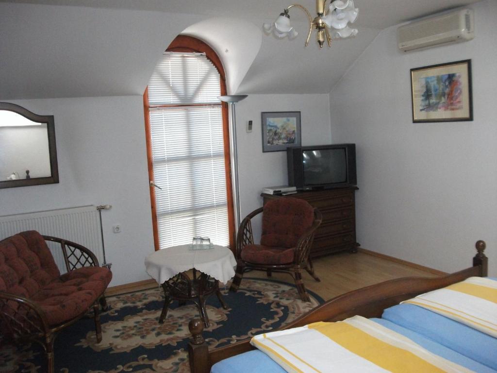 Ria Panzio Bed and Breakfast Έστεργκομ Εξωτερικό φωτογραφία